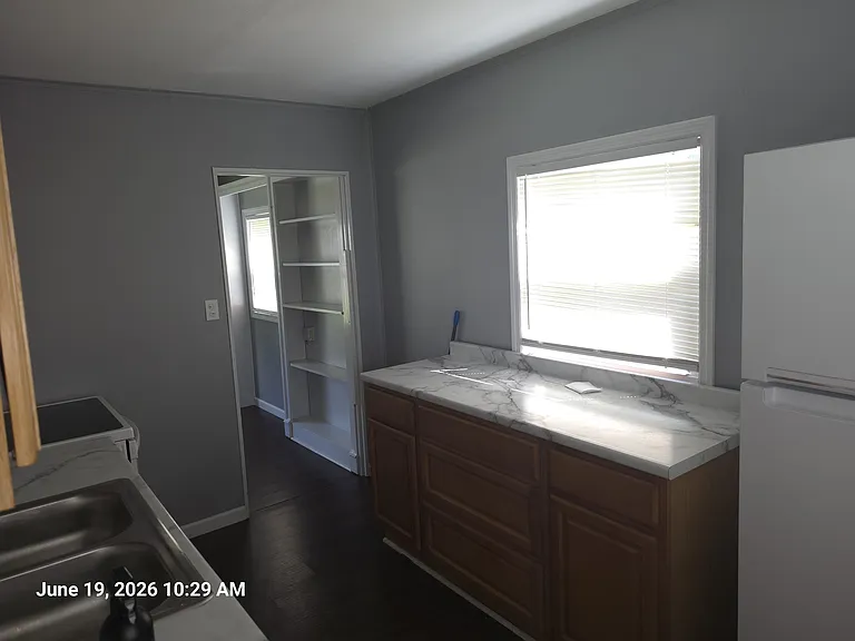 814 Josephine St — Photo 5