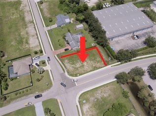 1915 NE 6th St, Cape Coral, FL 33909