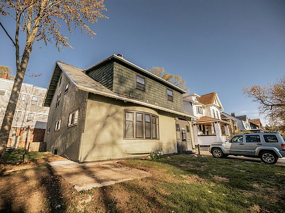 2nd image of 506 Prospect Ave SE #2
