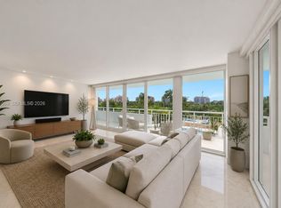 400 S Pointe Dr APT 409, Miami Beach, FL 33139