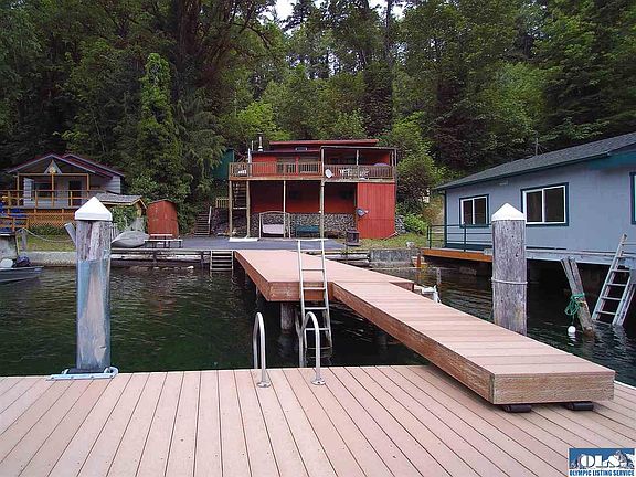 4th image of 32 Cozy Cove Ln