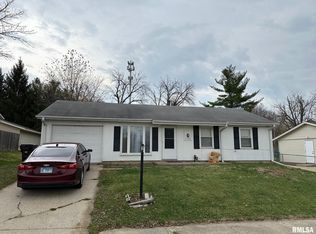 5926 N Taber St, Peoria, IL 61615