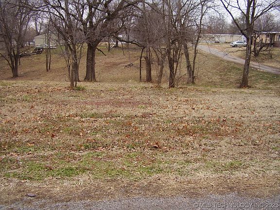 2nd image of Cliff Dr