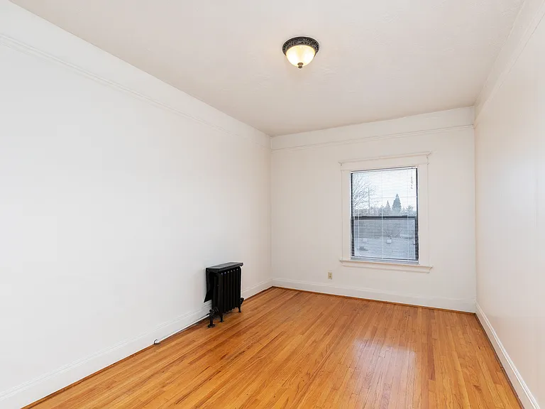 2nd Bedroom 2nd Bedroom