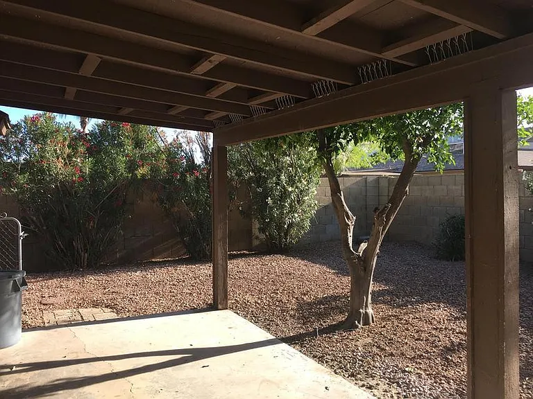 2332 S Patterson — Photo 8
