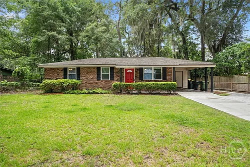 527 Red Oak Dr Photo 1