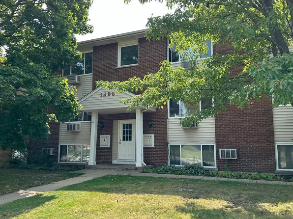 1289 Abbott Dr APT 4, Elgin, IL 60123