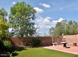 7449 E Fair Meadows Loop, Tucson, AZ 85756