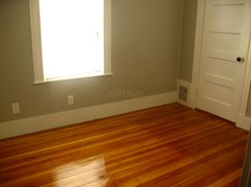 41 Lowden Ave, Somerville, MA