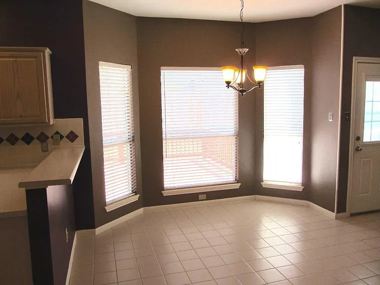 1815 Hickory Ridge Cv — Photo 11