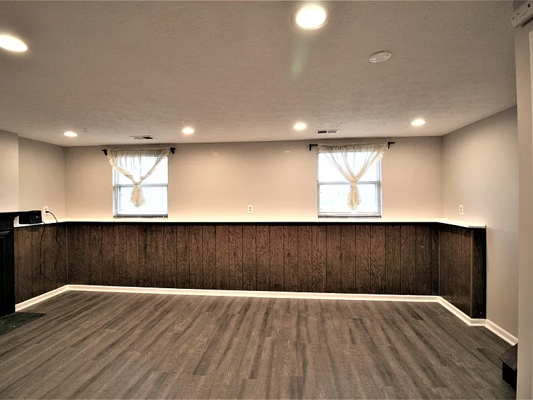 507 Smoketree Ct — Photo 20