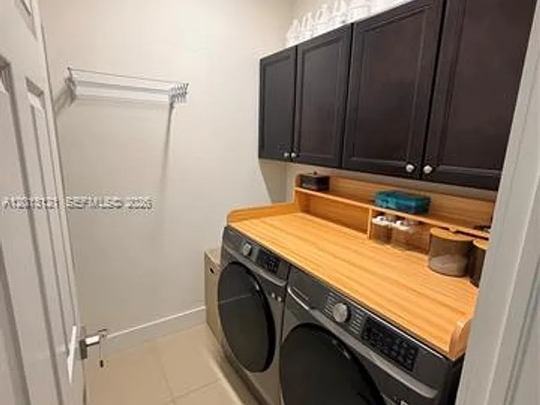 8640 NW 101st Pl — Photo 31