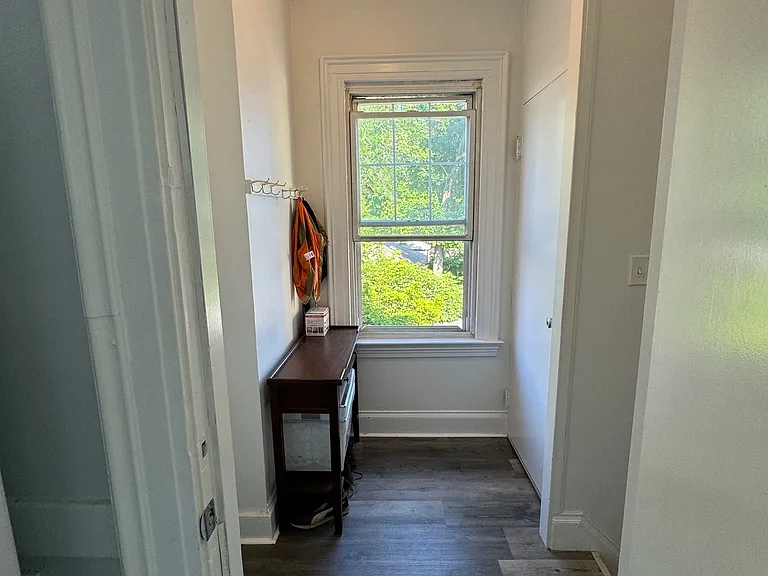 1253 Forest Rd #2 — Photo 7