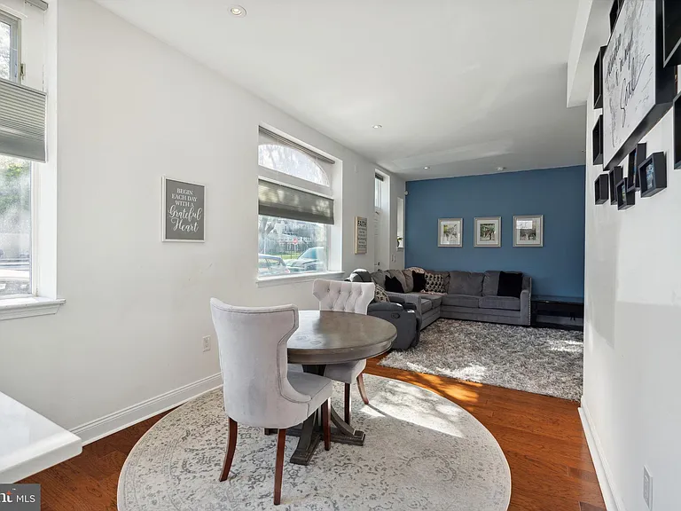 501 Vine St #2 — Photo 10
