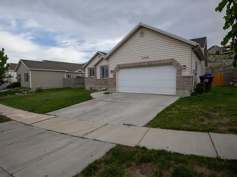 3788 E Butterfield Rd — Photo 28