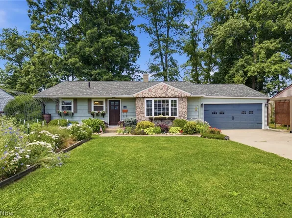 1136 Overlook Dr, Ashland, OH 44805
