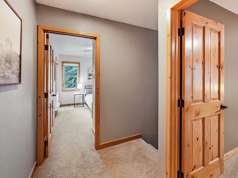 83 Larkspur Ln #B — Photo 24