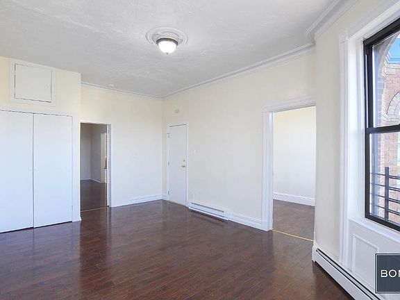 4th image of 532 Grant Ave #2