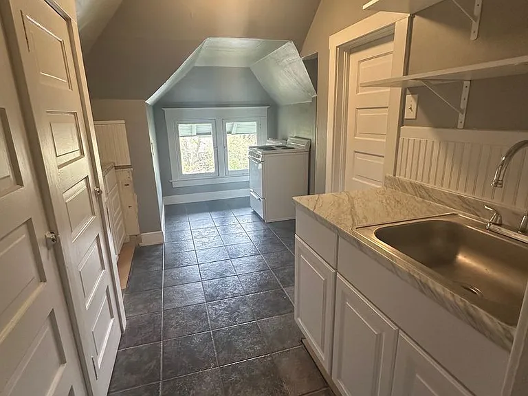 1707 W 8th Ave — Photo 26