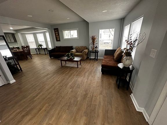 5th image of 1187 Edgerton St #7