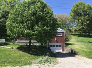 865 Pleasant Hills Dr, Washington, PA