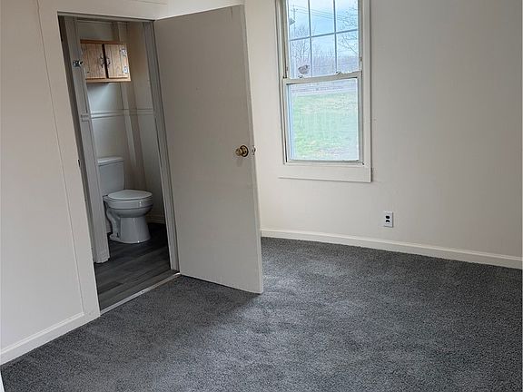 5th image of 5356 Main St #D