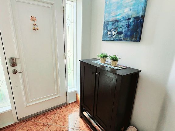4th image of 24 Abitibi Ave