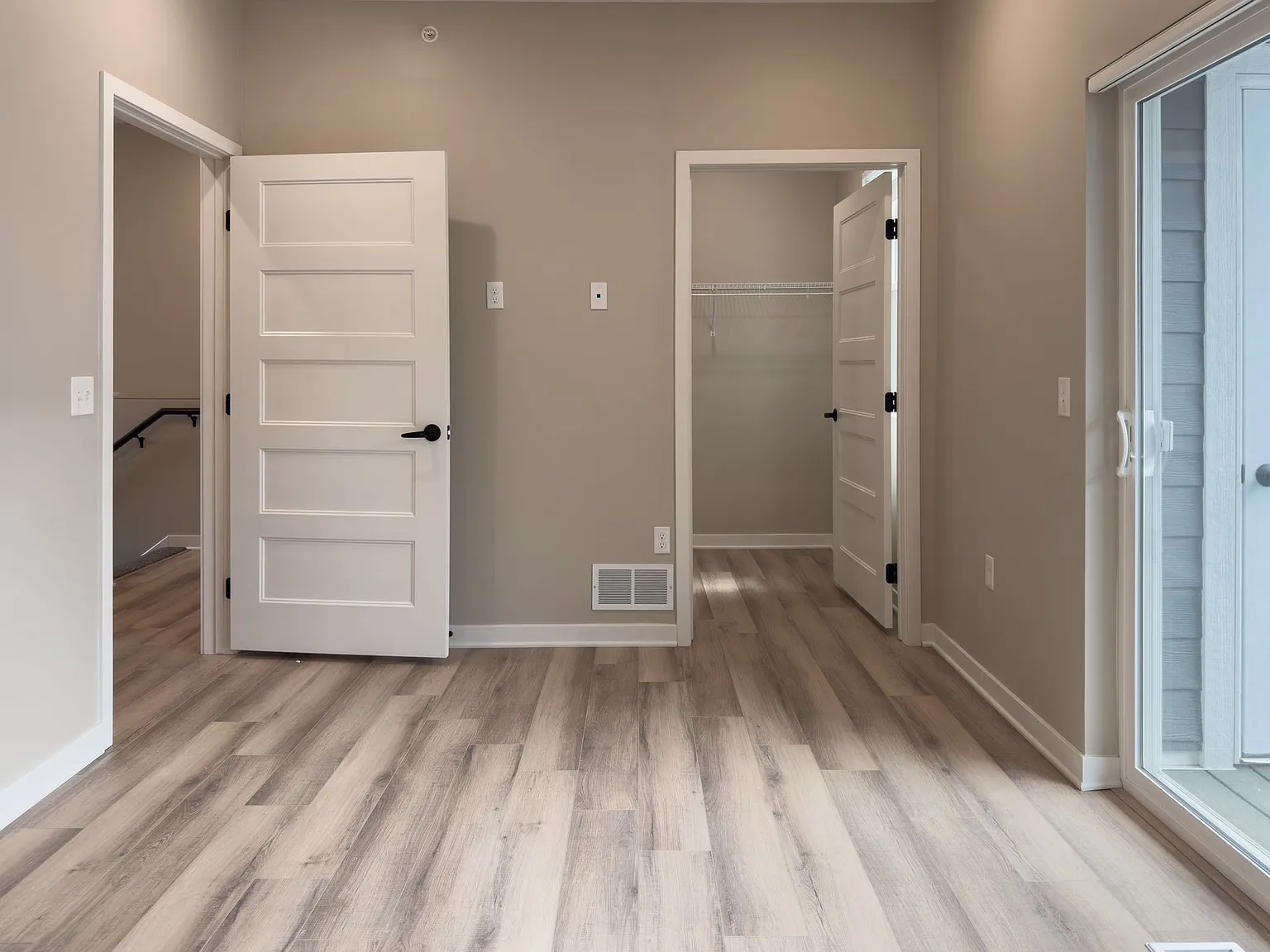The Pines | Specials Available | Townhomes For Rent — Photo 3