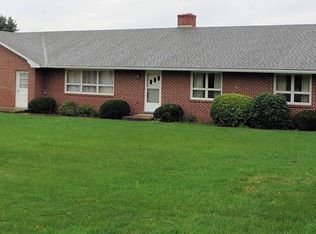357 Mont Alto Rd, Fayetteville, PA 17222