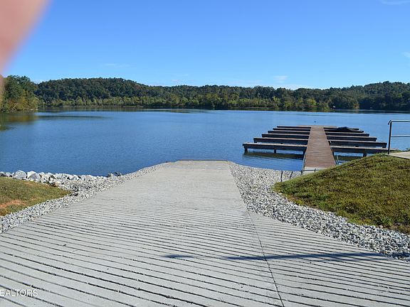 2nd image of 228 Lake Ferry Dr