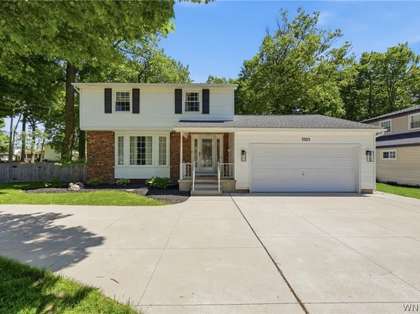 3325 Miller Rd, Niagara Falls, NY 14304