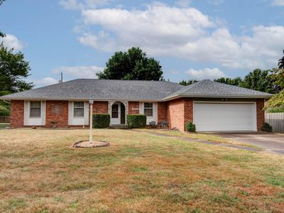 2004 E Shady Glen Drive, Springfield, MO, 65804