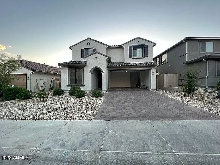 1st image of 5662 N 87th Dr