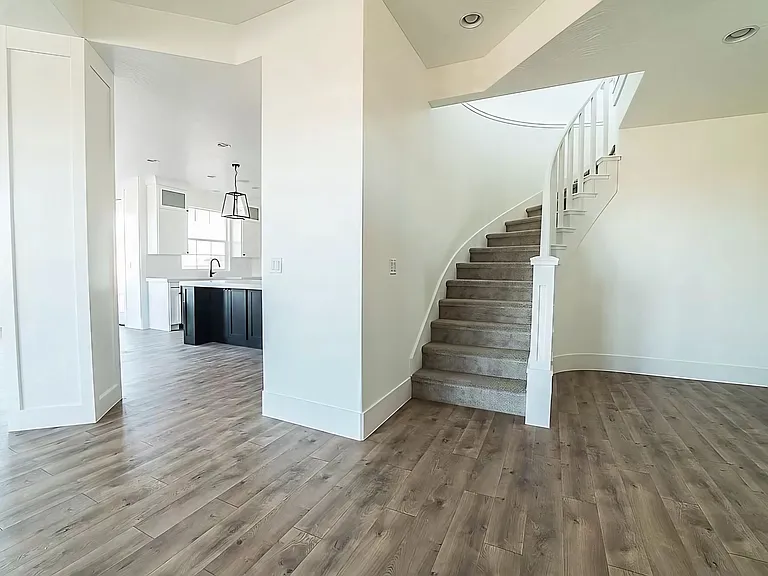 3685 W 2510 S — Photo 14