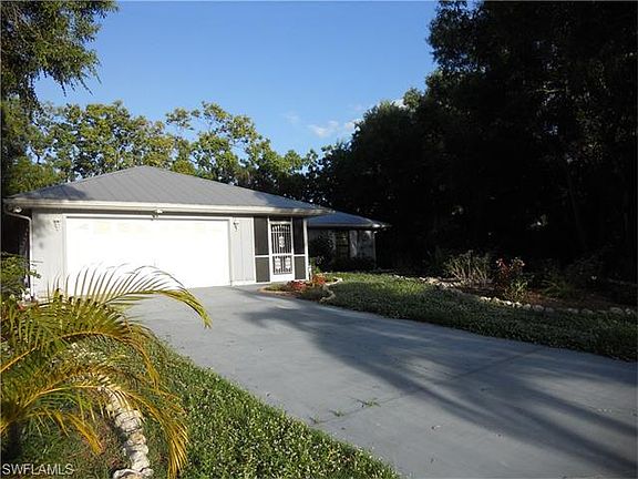 2nd image of 4424 Lake Heather Cir