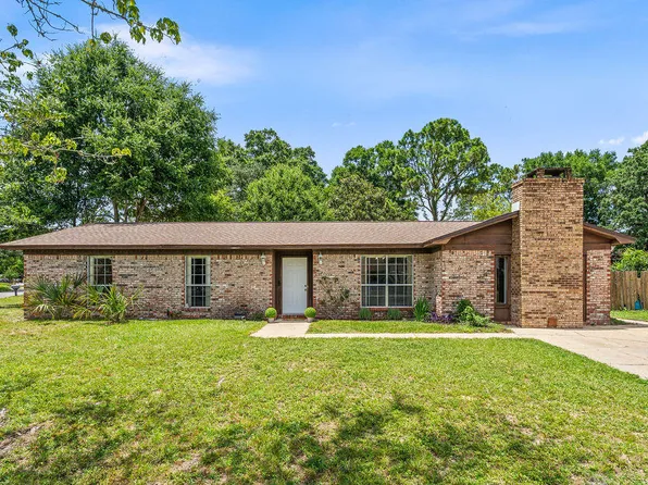 4770 Yacht Harbor Dr, Pensacola, FL 32514