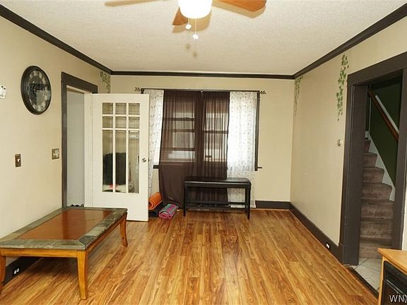 5th image of 5 Hamlin Rd
