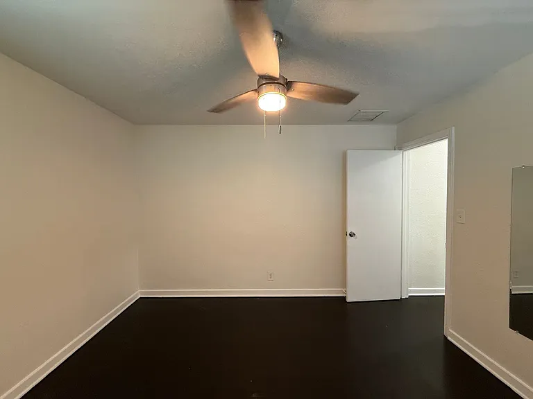 820 23rd Ave N #1 — Photo 14