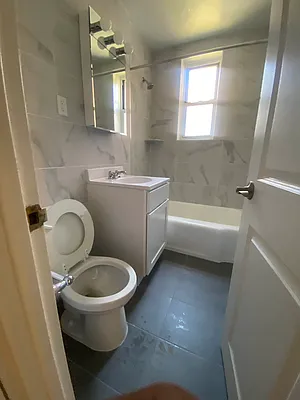 Rented by Voro Purple LLC | media 4