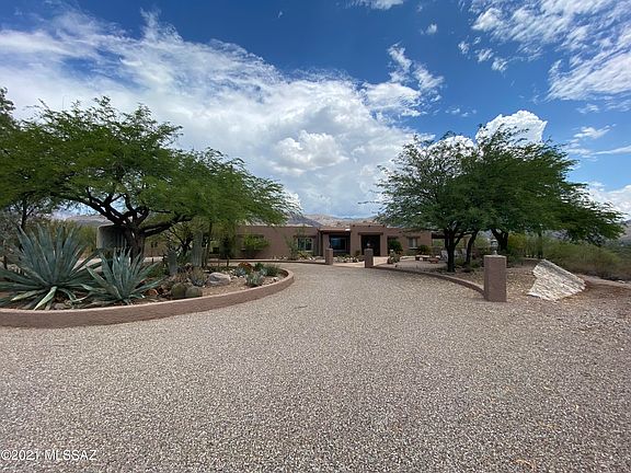 2nd image of 10875 E Calle Vaqueros