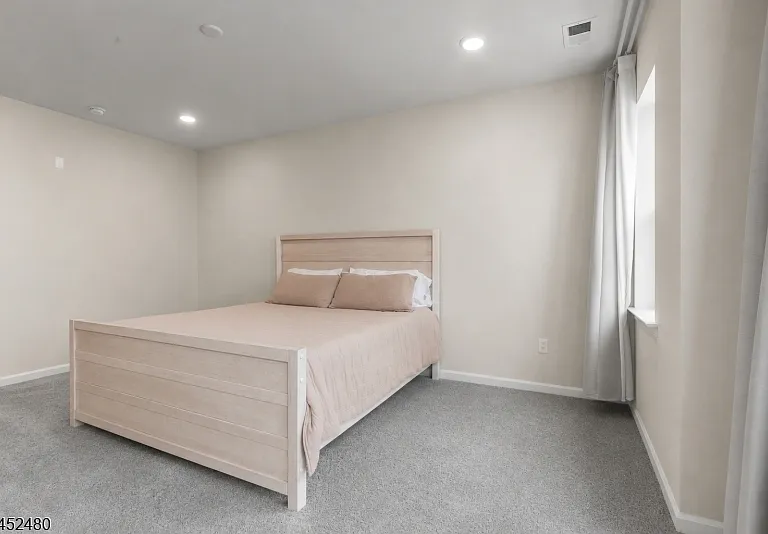 7 Jessica Ln #11205 — Photo 34