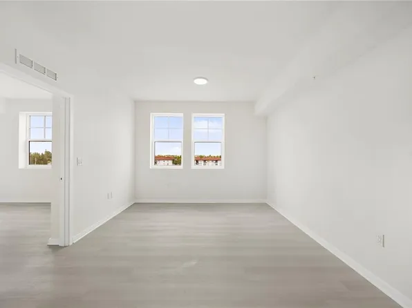 5563 MILLENIA PARK BLVD #412, ORLANDO, FL 32839