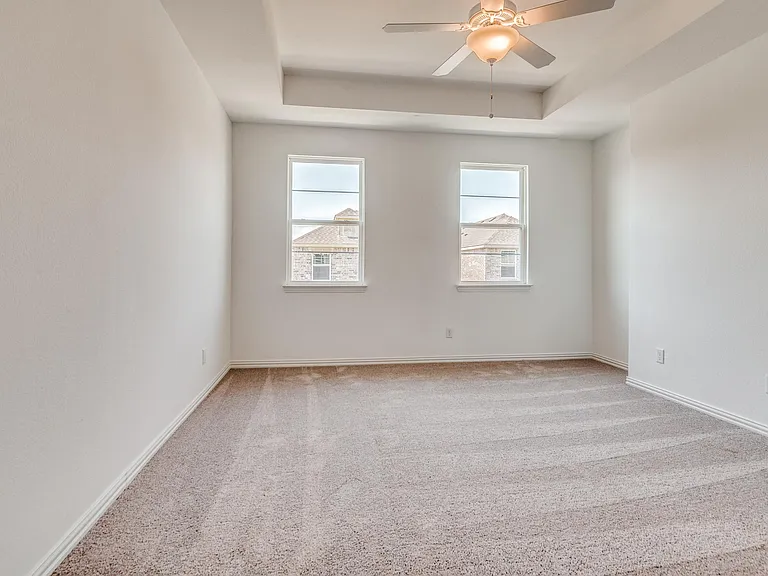 6205 Queens Path — Photo 20