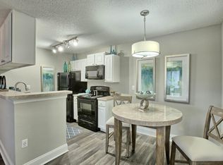 18 Normandy Dr, Tampa, FL 33615