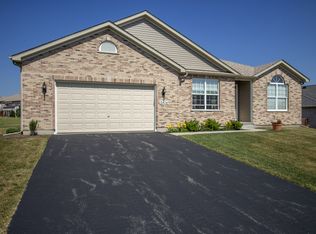 11211 Thrush Creek Dr, Richmond, IL 60071