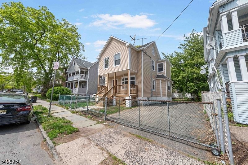 1st image of 55 Kenmore Ave