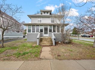 902 S Washington Ave, Royal Oak, MI