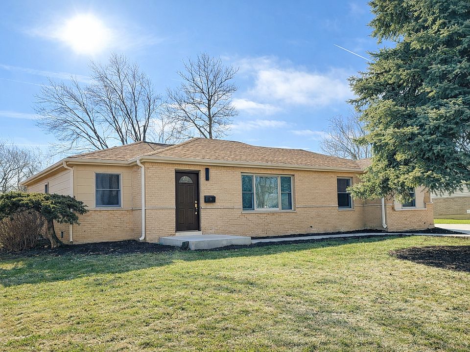 1st image of 15 Bradley Ln