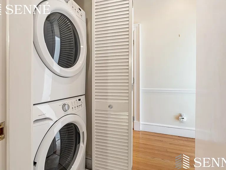 216-218 Commonwealth Ave #4 — Photo 16