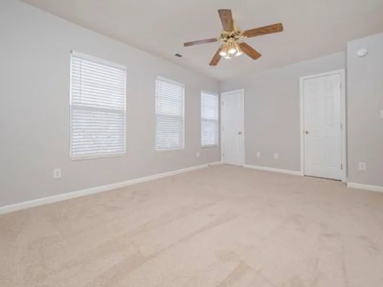 4908 Brook Knoll Pl — Photo 7